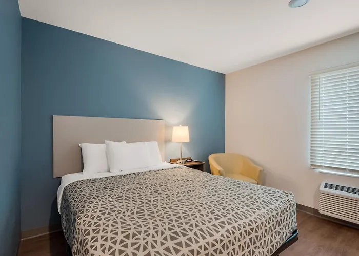 Woodspring Suites Bellflower - Los Angeles